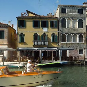 penthouse-venice.hotelslidodijesolo.com/